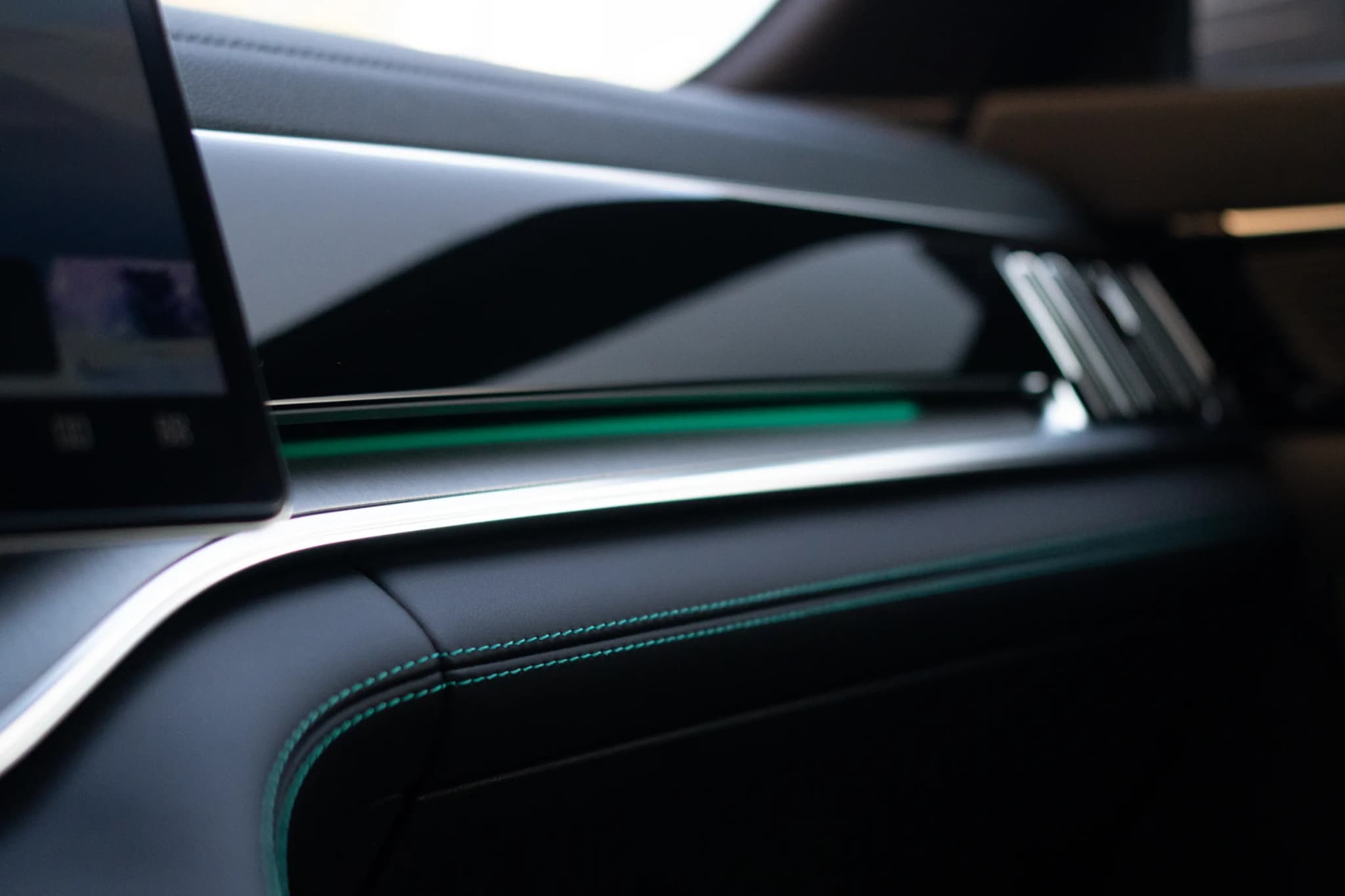 BYD Seal U — Fotografia 18
